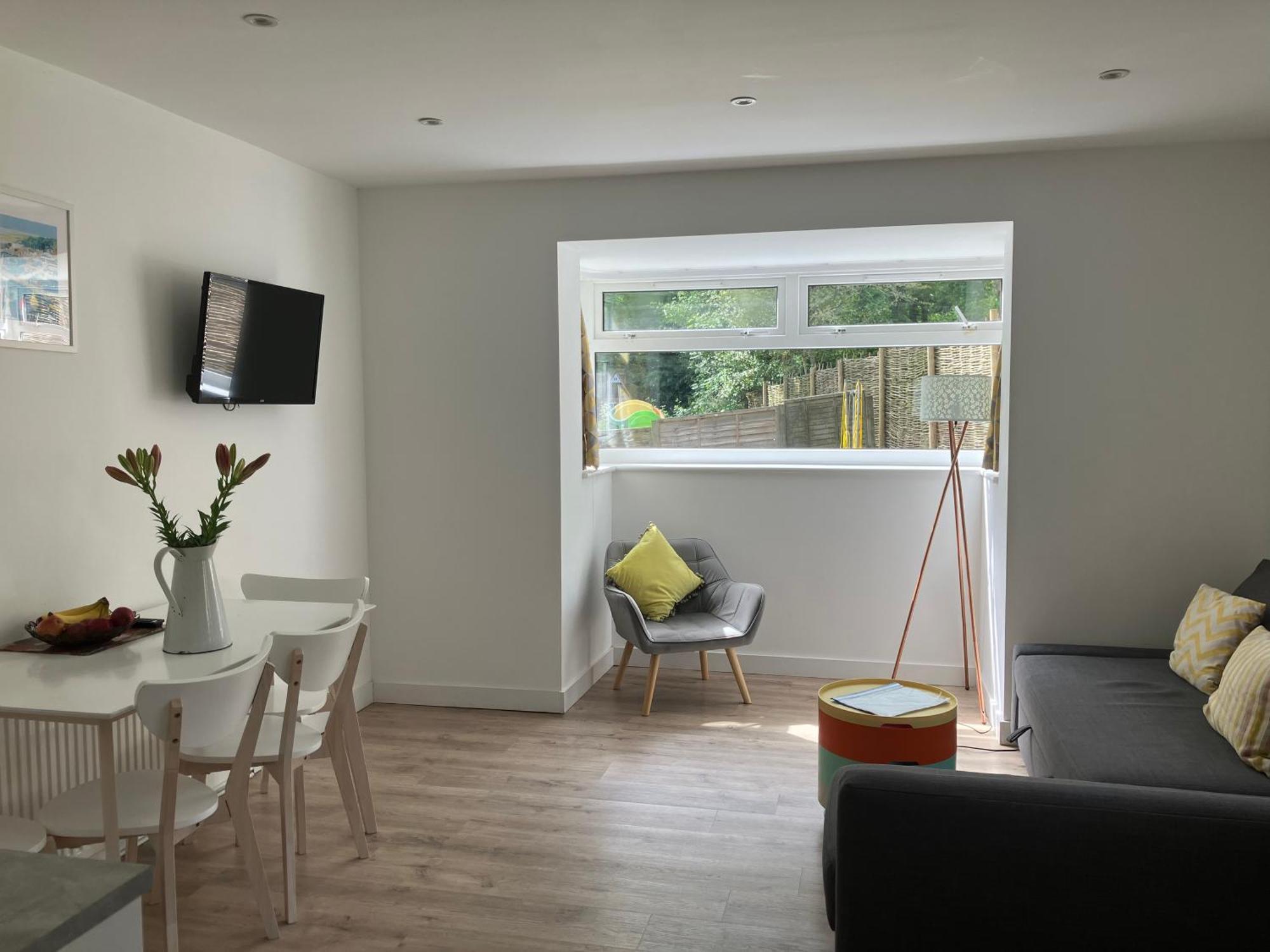 Bright And Spacious Annex Near Lymington With Private Garden Buitenkant foto